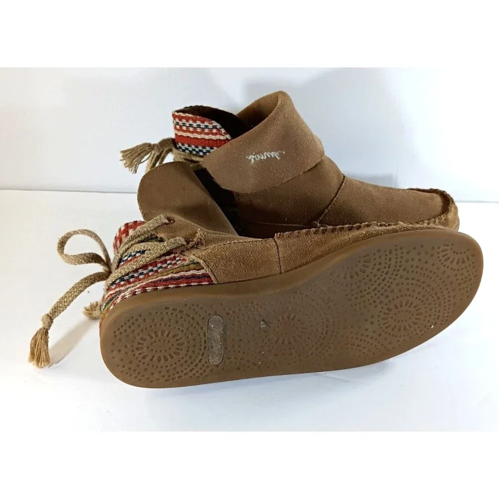 Sanuk Julep Women's Brown Suede Ankle Boots Knit Side Panel Size 6 Comfort